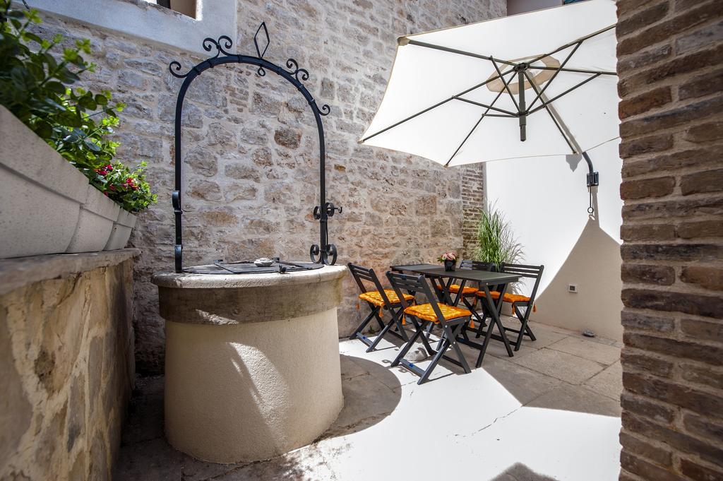 Carera Deluxe Rovinj Exterior foto